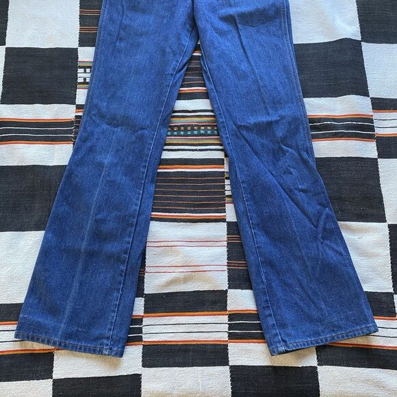 Vintage Wrangler Cowboy Cut Flare Dark Wash Jeans. Western Wear. 28/32.5. USA. - Picture 4 of 10